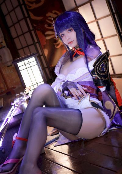 猛的向前刺破了那层膜_BD韩语高清视频播放